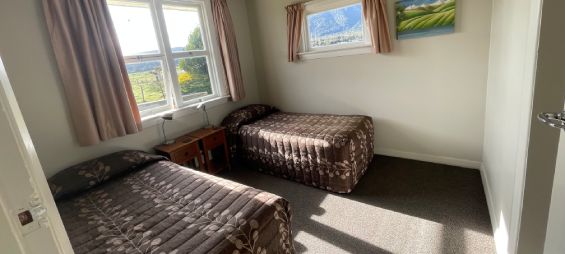 2 Bedroom Unit - Weka - single beds