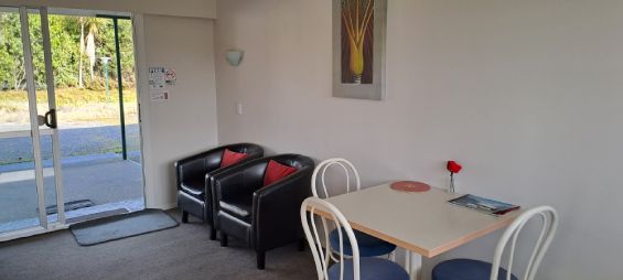 1 Bedroom Unit - Kaka - lounge area