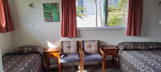 Queen Plus Studio - Kea - beds